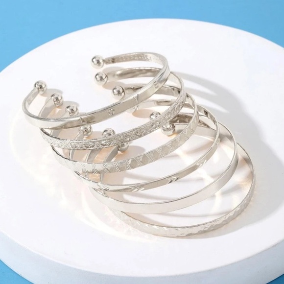 New 6 piece Cuff bracelet set - Picture 3 of 6